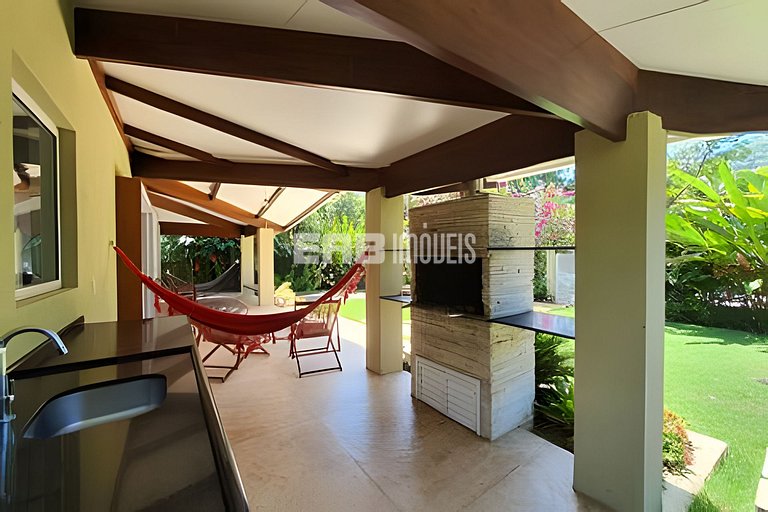 Casa com 5 quartos em Itamambuca