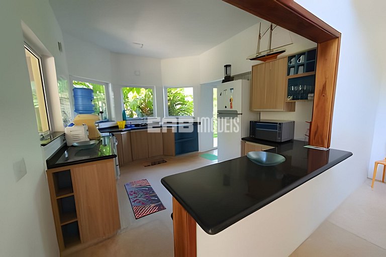 Casa com 5 quartos em Itamambuca