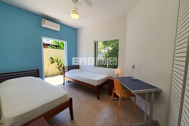 Casa com 5 quartos em Itamambuca