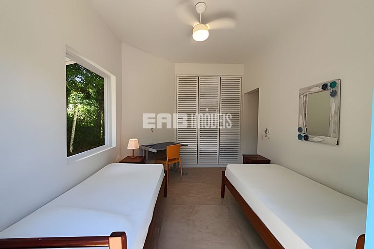 Casa com 5 quartos em Itamambuca