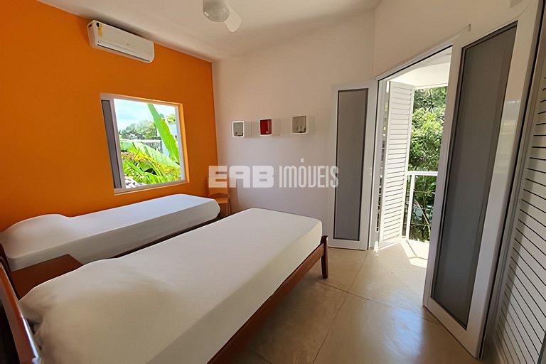 Casa com 5 quartos em Itamambuca