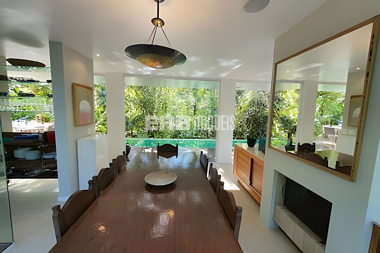 Casa de alto padrão no Prumirim