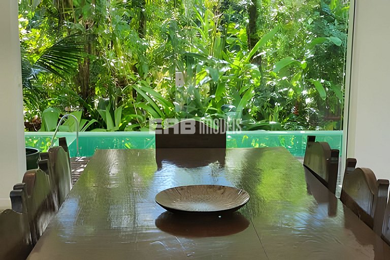 Casa de alto padrão no Prumirim