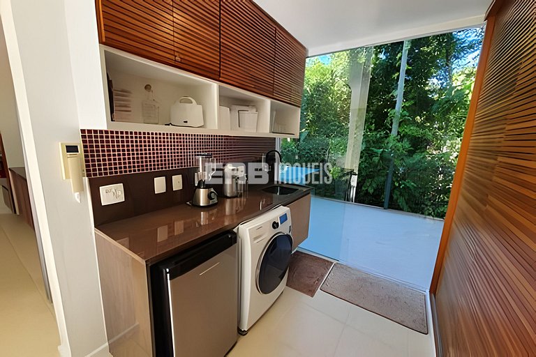 Casa de alto padrão no Prumirim