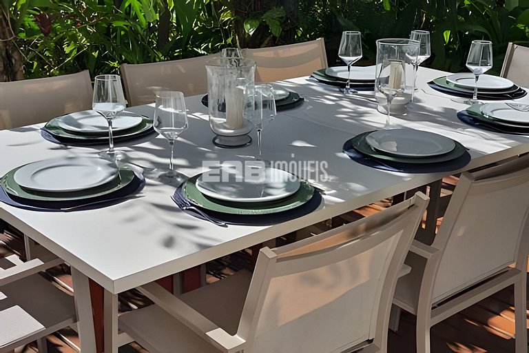 Casa de alto padrão no Prumirim