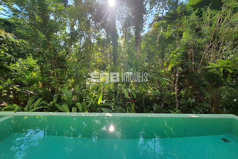 Casa de alto padrão no Prumirim