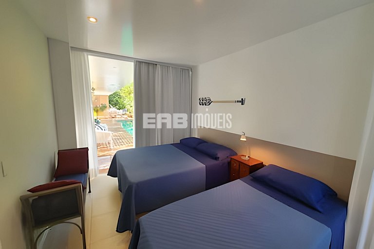 Casa de alto padrão no Prumirim