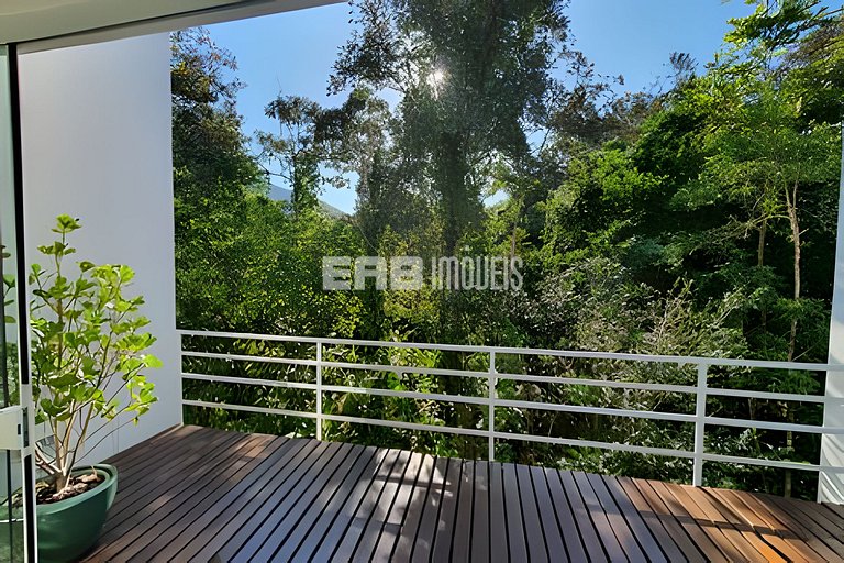 Casa de alto padrão no Prumirim