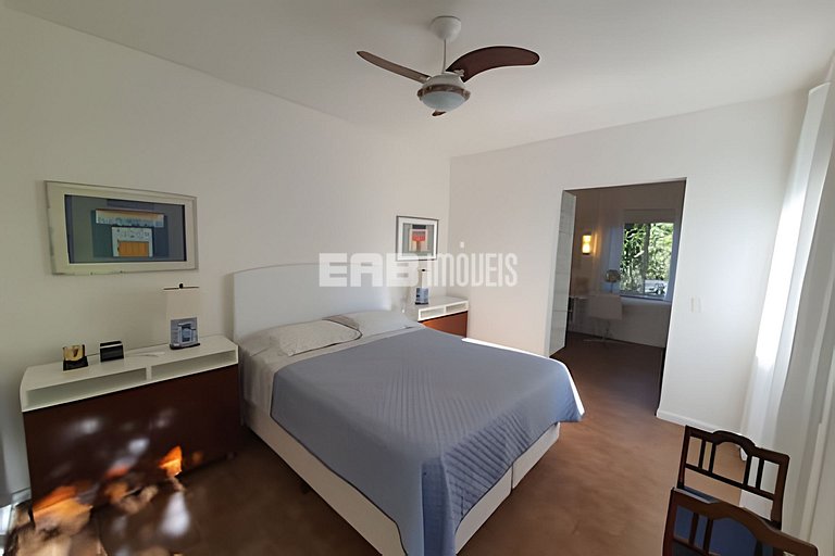 Casa de alto padrão no Prumirim