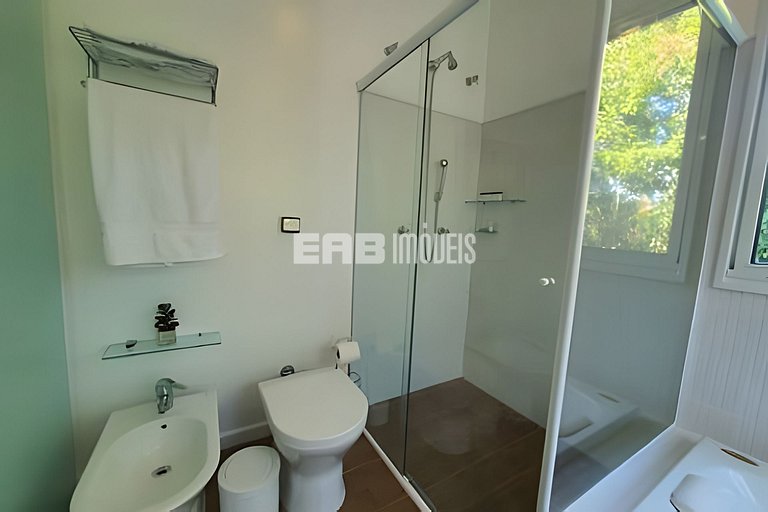 Casa de alto padrão no Prumirim