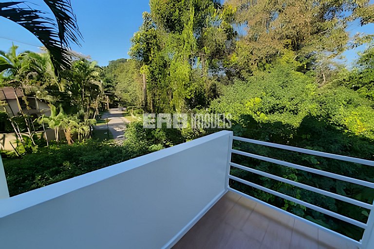 Casa de alto padrão no Prumirim