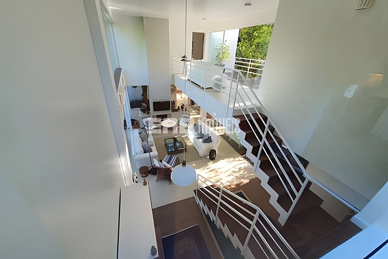 Casa de alto padrão no Prumirim