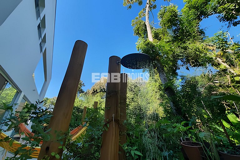 Casa de alto padrão no Prumirim