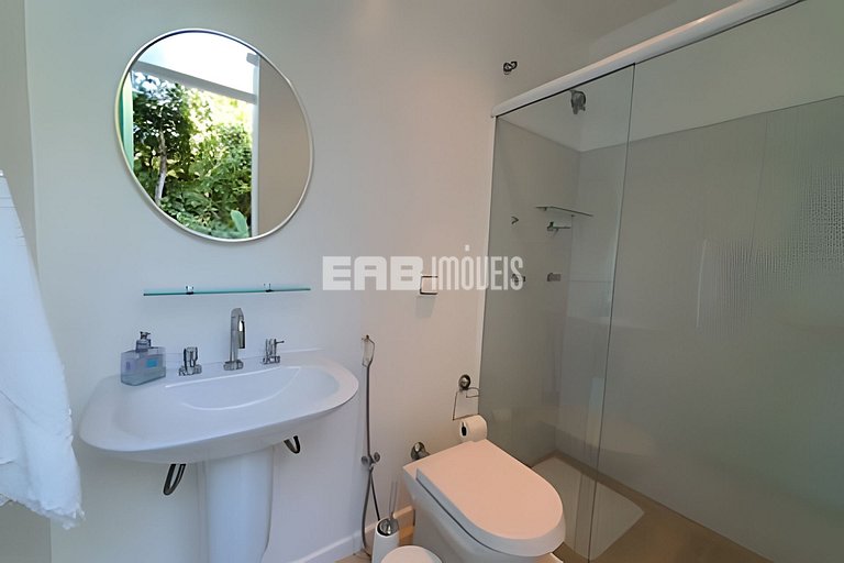 Casa de alto padrão no Prumirim