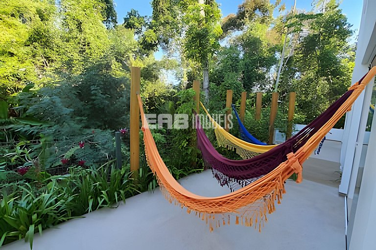 Casa de alto padrão no Prumirim