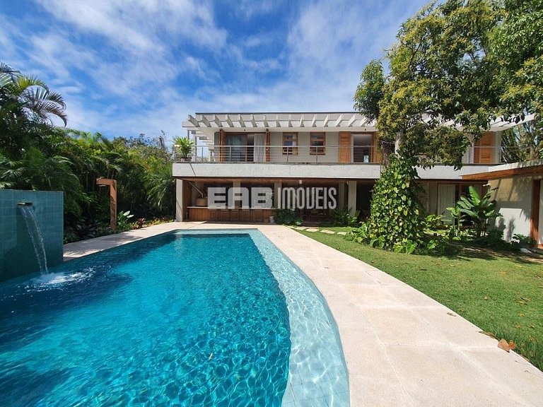 Altíssimo padrão - 4 suítes, sauna e academia