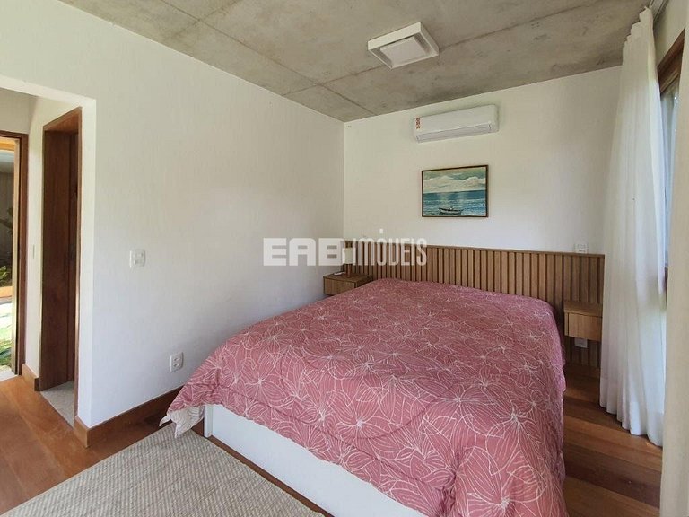 Altíssimo padrão - 4 suítes, sauna e academia