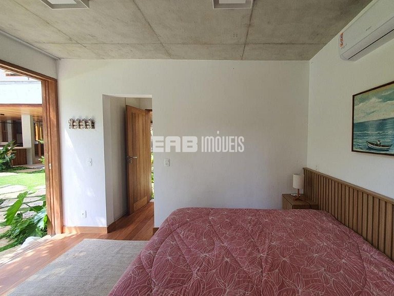 Altíssimo padrão - 4 suítes, sauna e academia