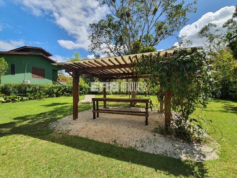 Altíssimo padrão - 4 suítes, sauna e academia