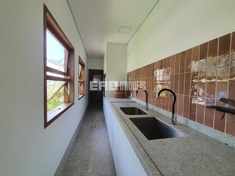 Altíssimo padrão - 4 suítes, sauna e academia