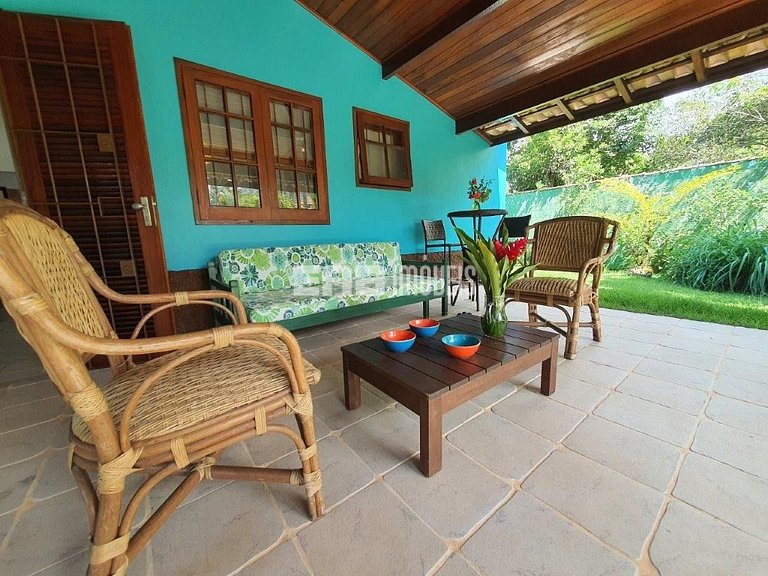 Casa a poucos passos da linda Praia de Itamambuca