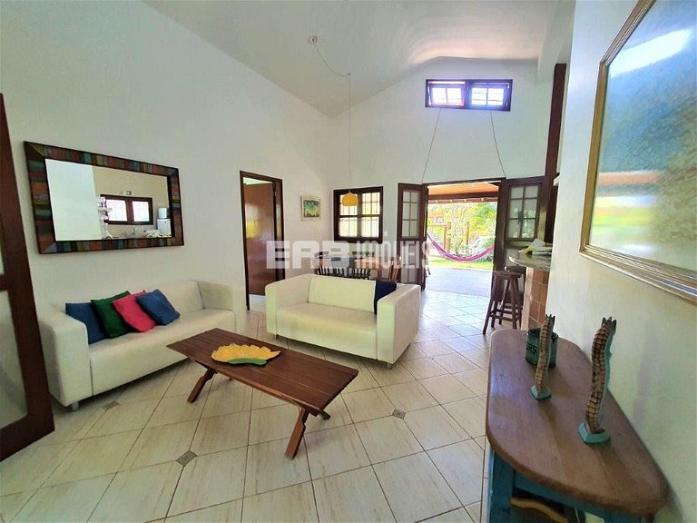 Casa a poucos passos da linda Praia de Itamambuca