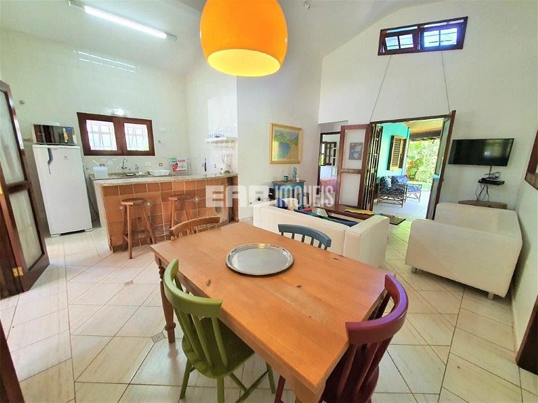 Casa a poucos passos da linda Praia de Itamambuca