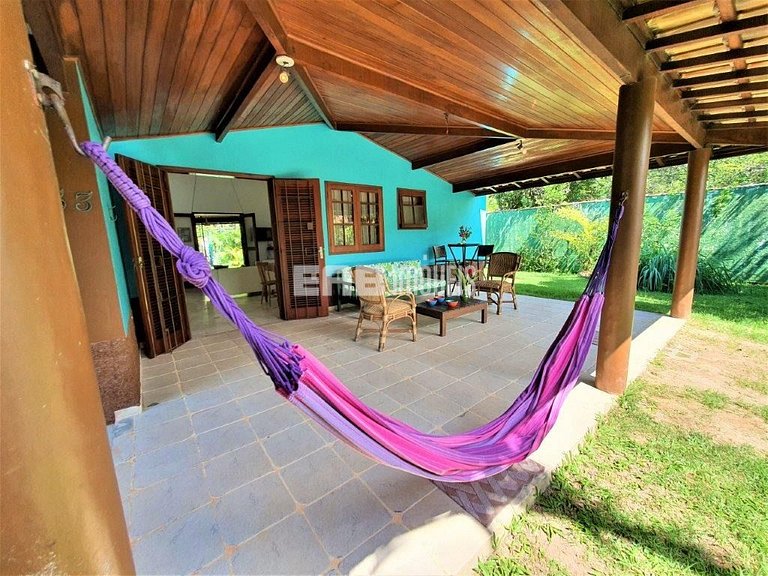 Casa a poucos passos da linda Praia de Itamambuca