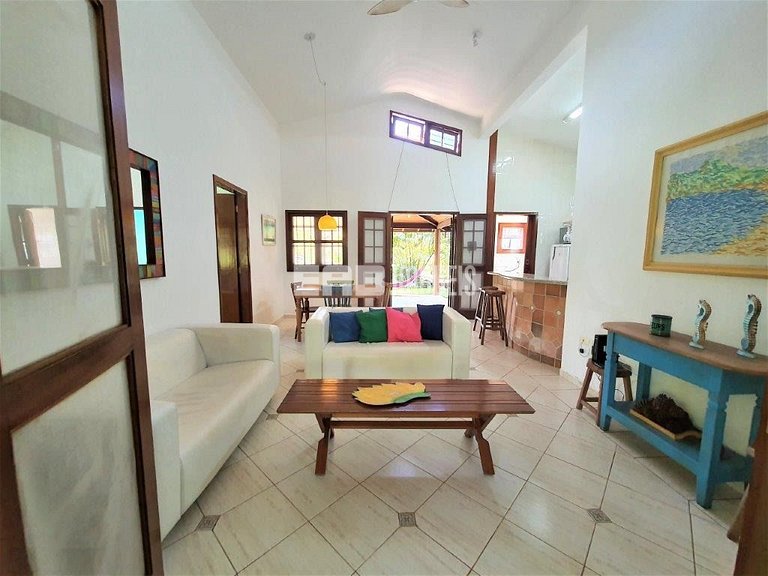 Casa a poucos passos da linda Praia de Itamambuca