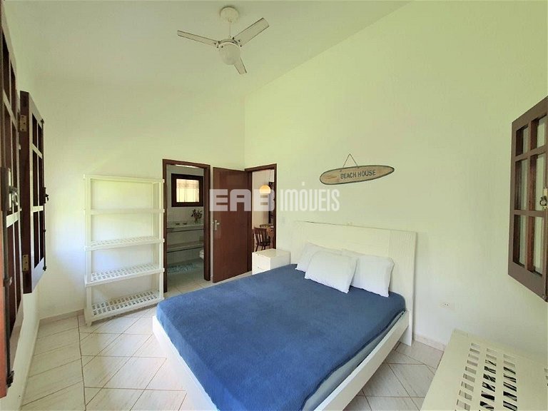 Casa a poucos passos da linda Praia de Itamambuca