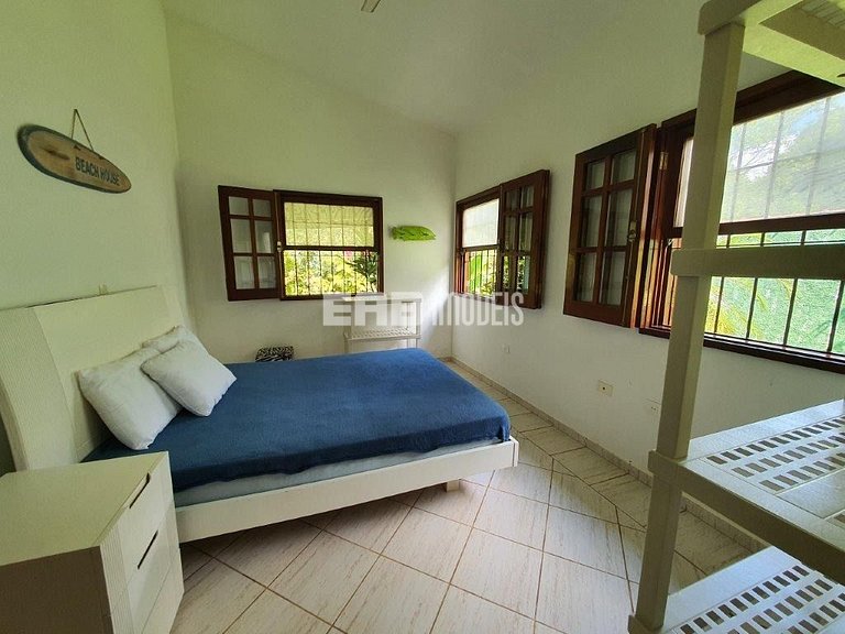 Casa a poucos passos da linda Praia de Itamambuca