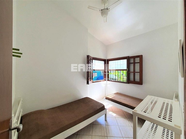 Casa a poucos passos da linda Praia de Itamambuca