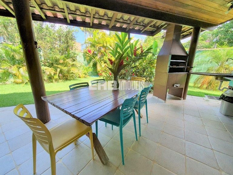 Casa a poucos passos da linda Praia de Itamambuca