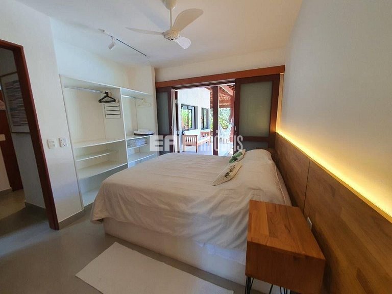 Casa recém reformada para locação de temporada em Itamambuca