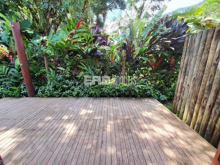 Casa recém reformada para locação de temporada em Itamambuca