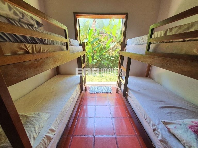 Casa a 80m da praia de Itamambuca