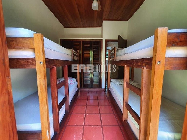 Casa a 80m da praia de Itamambuca