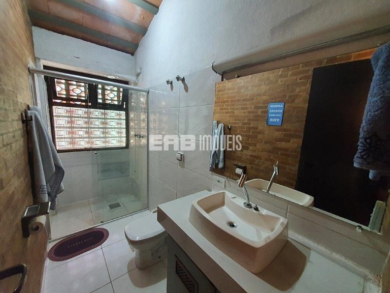 Casa com piscina, churrasqueira e ar em Itamambuca