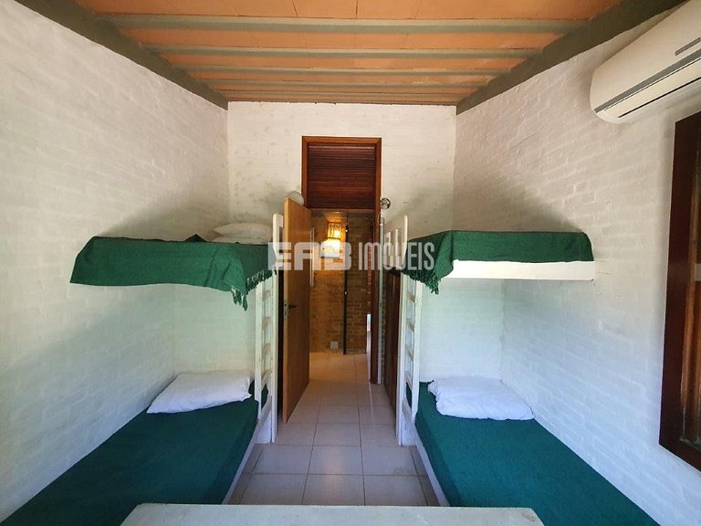 Casa com piscina, churrasqueira e ar em Itamambuca