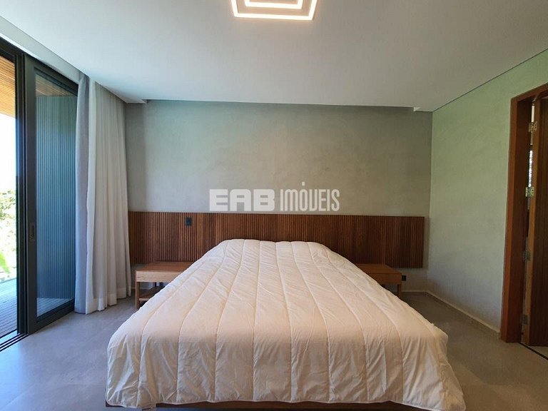 Casa de alto padrão com 6 suítes a 30m da praia