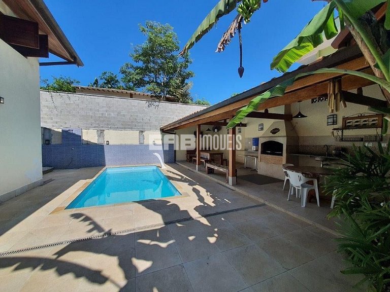 Casa a alguns passos da Praia de Itamambuca