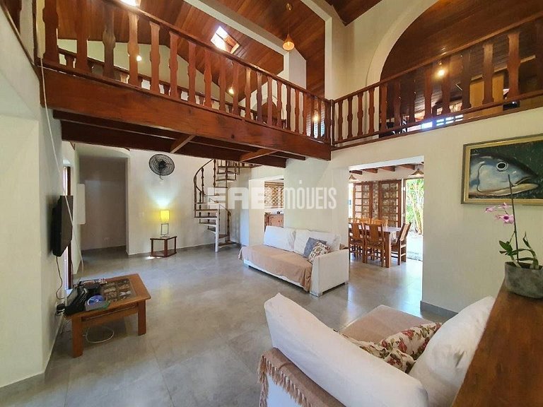 Casa a alguns passos da Praia de Itamambuca