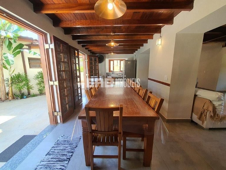 Casa a alguns passos da Praia de Itamambuca