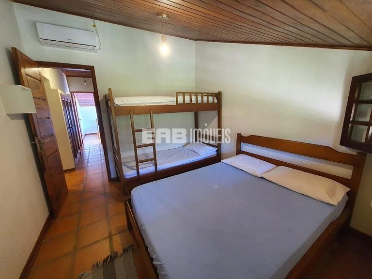 Casa a alguns passos da Praia de Itamambuca