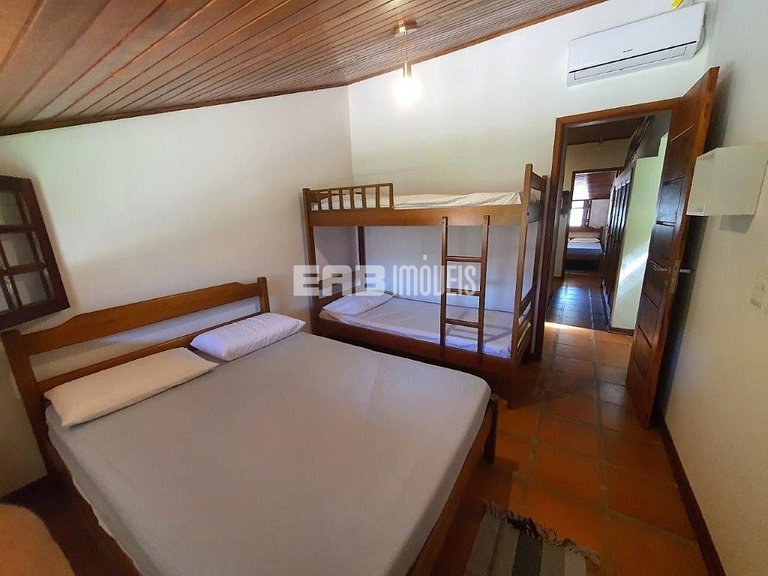 Casa a alguns passos da Praia de Itamambuca