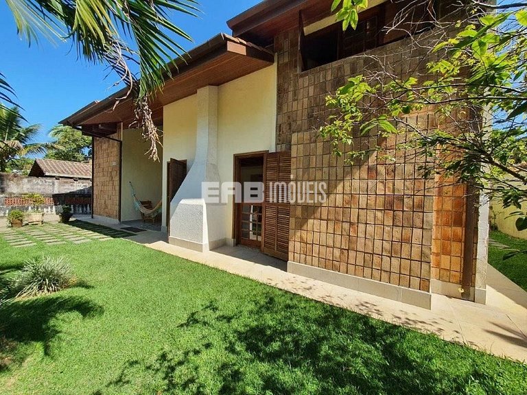 Casa a alguns passos da Praia de Itamambuca