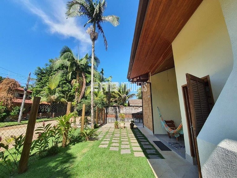 Casa a alguns passos da Praia de Itamambuca