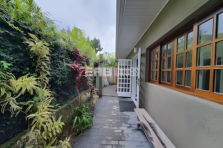 Casa para 4 pessoas a 80m da praia de Itamambuca