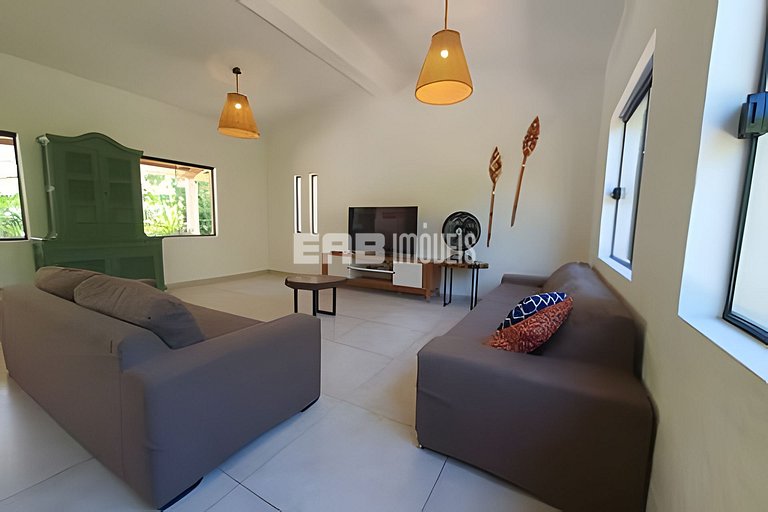 Com ar e piscina, a 120m da praia de Itamambuca