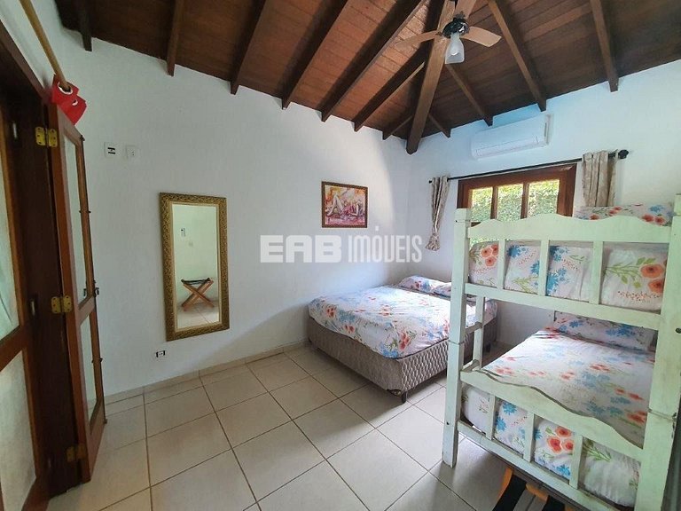 Casa a 40m do mar para temporada em Itamambuca